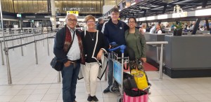 Vertrek bestuur en vrijwilliger Dinie werkbezoek Maluku 2018